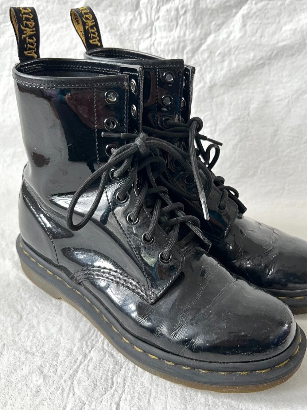 Dr Martens boots 1460 W black patent leather size 8 lace up docs glossy combat